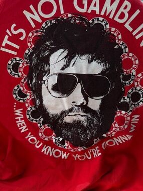 Pop Art Graphic Tee - HANGOVER Movie - Size Med - 100% cotton